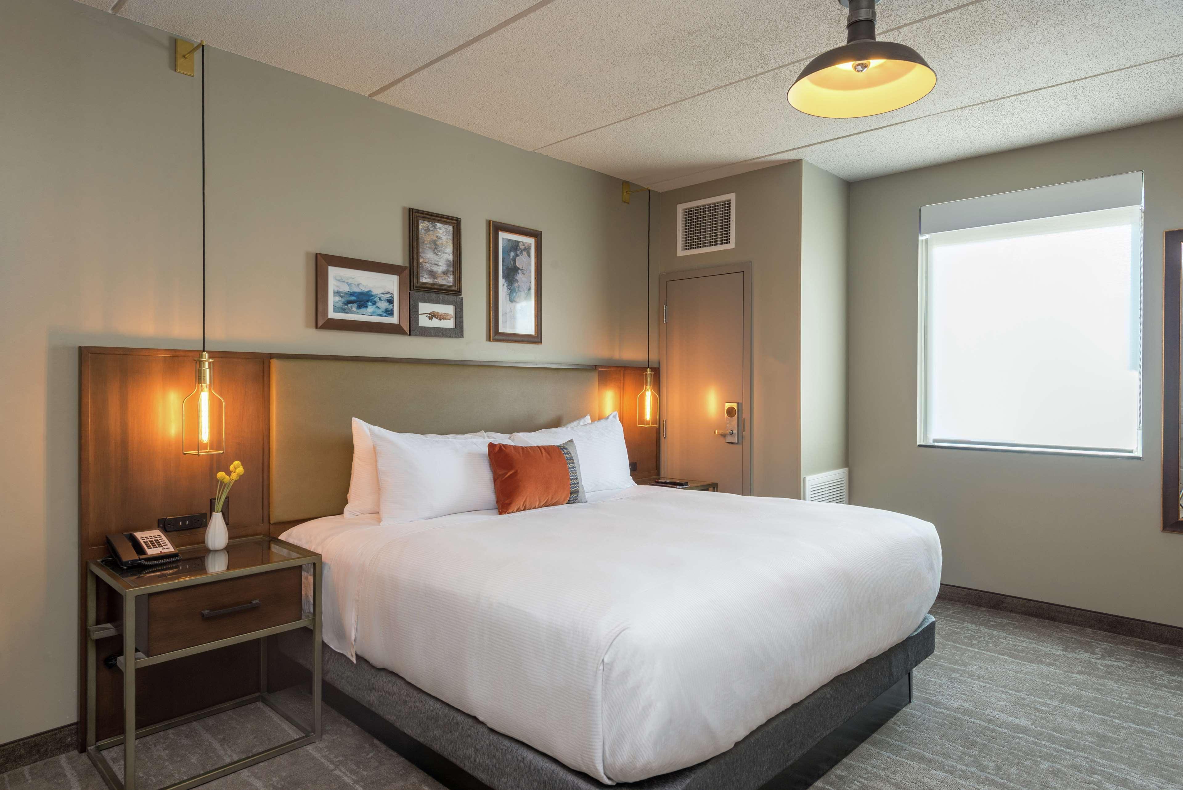 Hotel Saranac, Curio Collection By Hilton Saranac Lake Eksteriør bilde